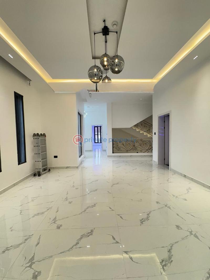 5 bedroom Duplex For Sale Pinnock Beach Estate Osapa Lekki Lagos - 2