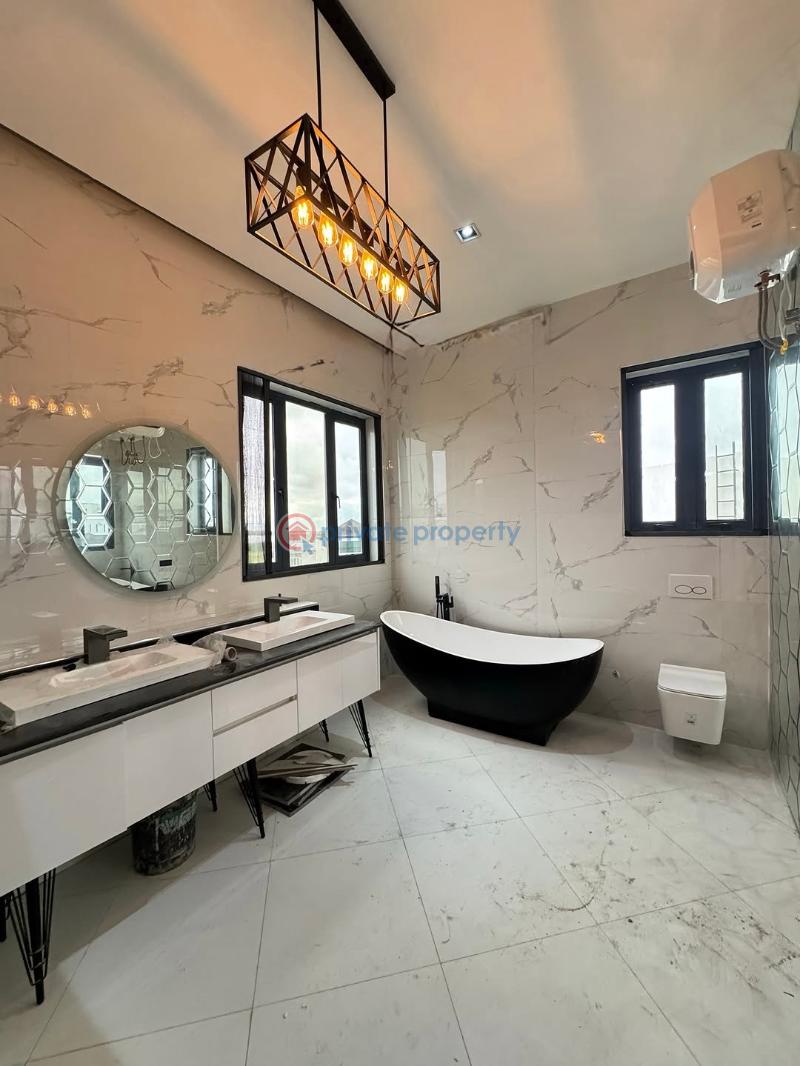 5 bedroom Duplex For Sale Pinnock Beach Estate Osapa Lekki Lagos - 7