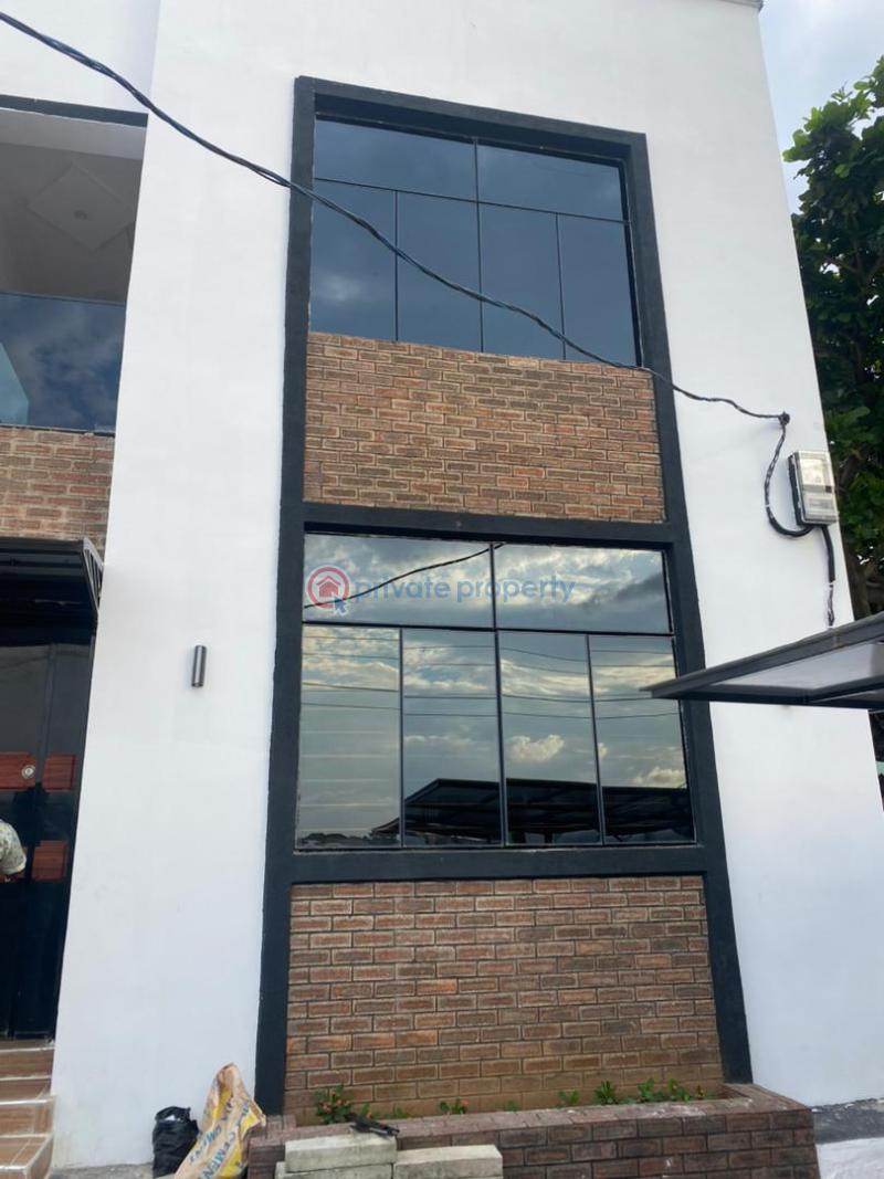 4 bedroom Detached Duplex For Sale Obawole Close To Kayfarm Ifako-Ijaiye Lagos - 7