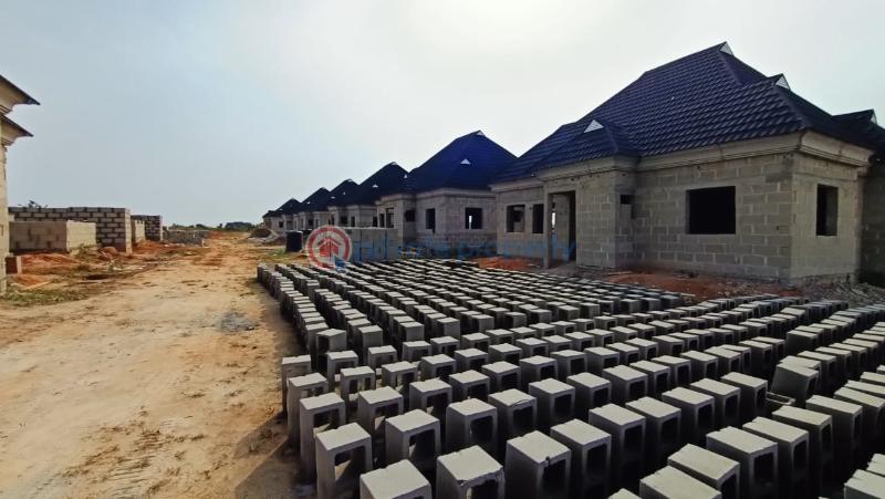 3 bedroom Bungalow For Sale D&d School/command Secondary School, Alagbado Alimosho Lagos - 7