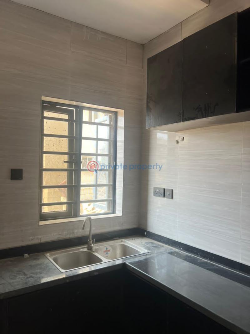 3 bedroom Flat & Apartment For Sale Ilasamaja Mushin Lagos - 11
