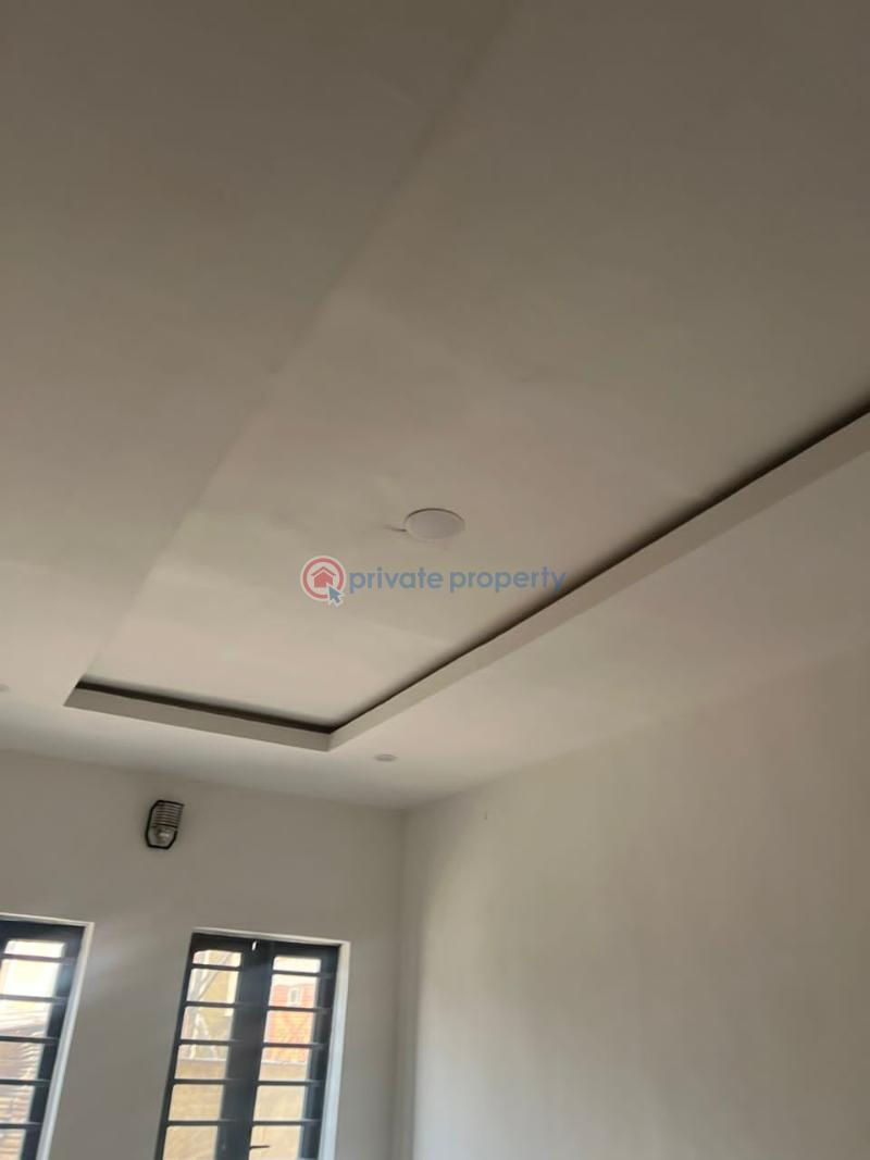 3 bedroom Flat & Apartment For Sale Ilasamaja Mushin Lagos - 5