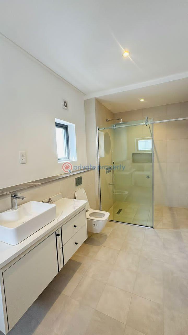 5 bedroom Detached Duplex For Sale Kolapo Ishola Gra, Akobo Akobo Ibadan Oyo - 1