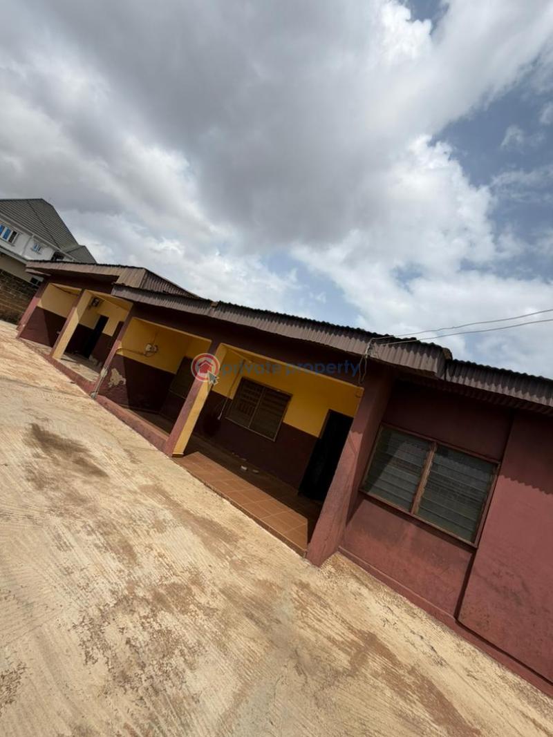 House For Sale At Road 3, Omolayo Ibadan Oyo - 0