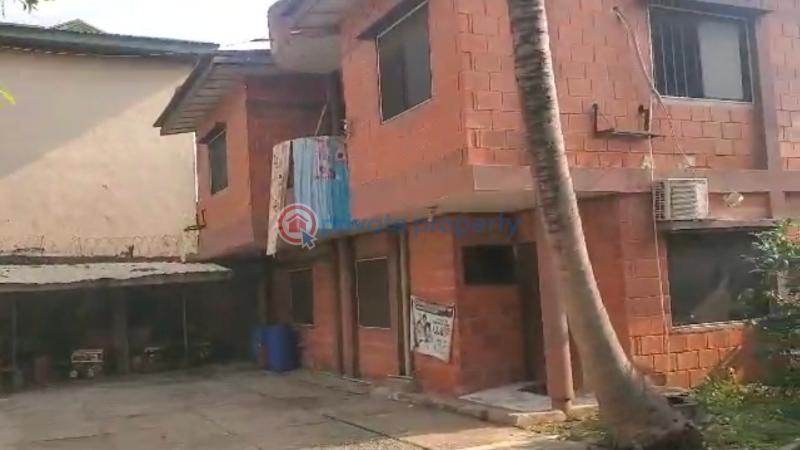 House For Sale Olumo Yaba Lagos - 1