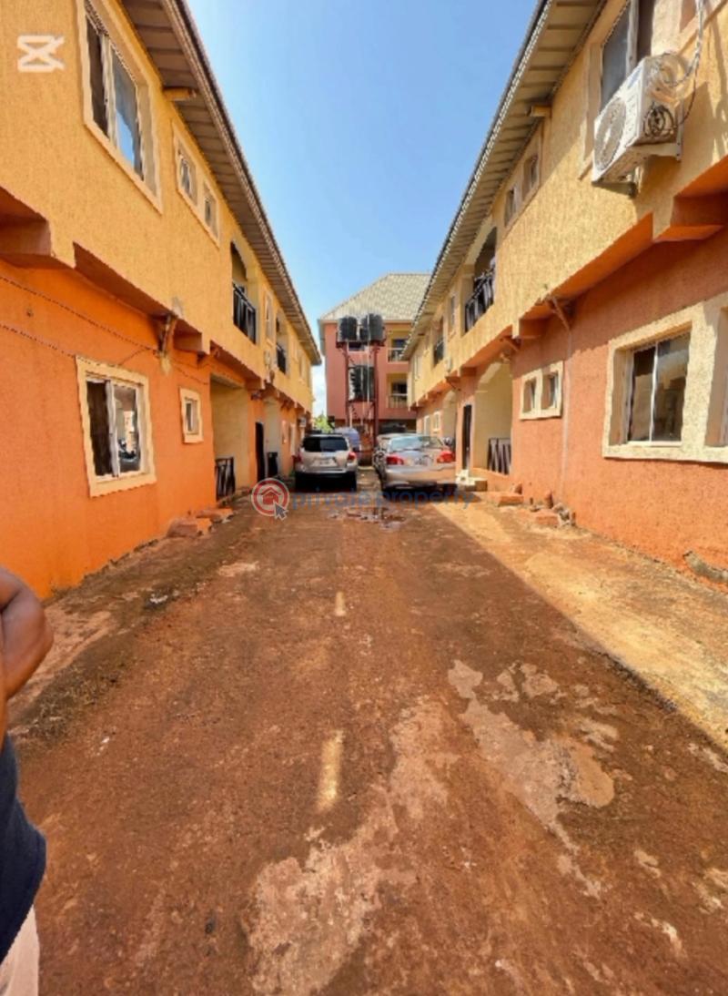 Townhouse For Sale New Haven Extension Enugu Area  - 2