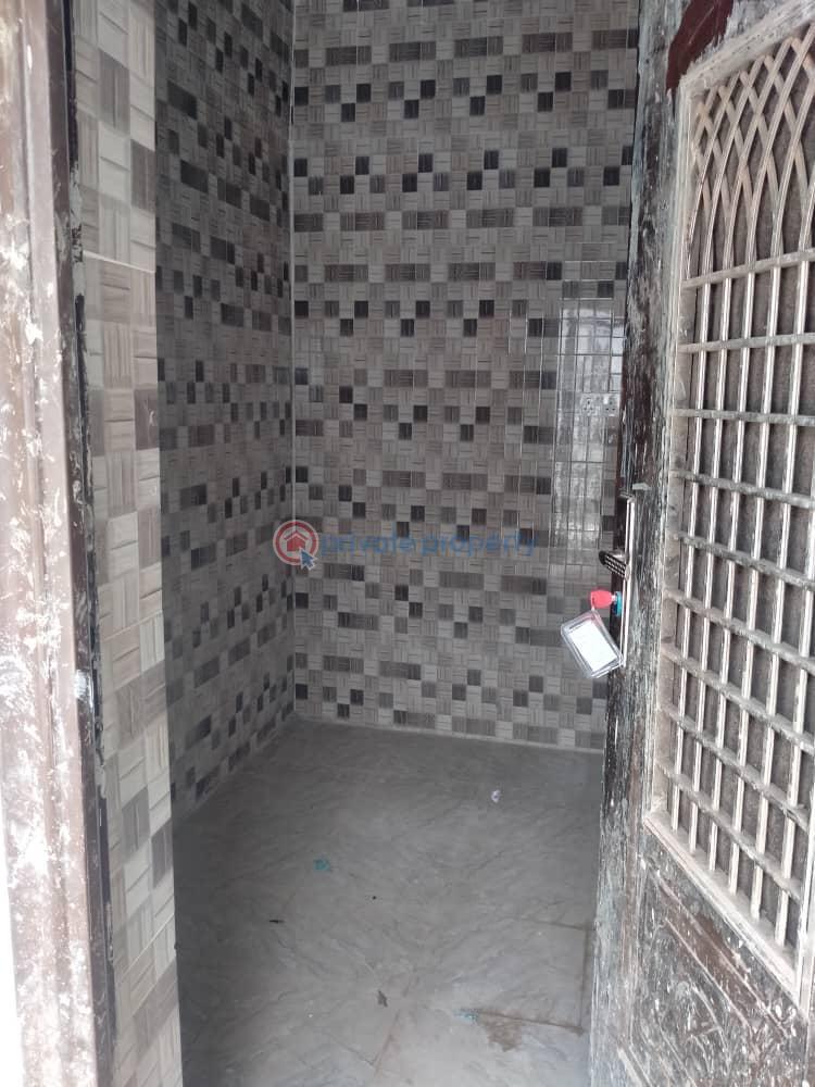 5 bedroom Semi detached Duplex For Sale New Gbagi Market Alakia Ibadan Oyo - 3