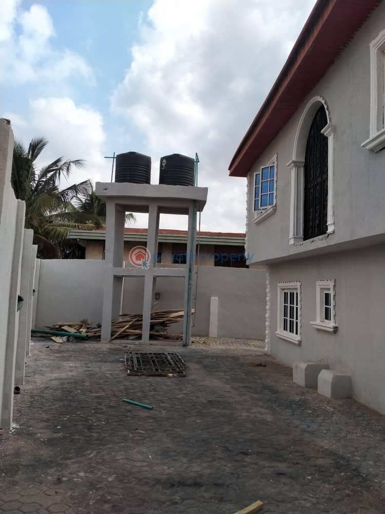 5 bedroom Semi detached Duplex For Sale New Gbagi Market Alakia Ibadan Oyo - 12