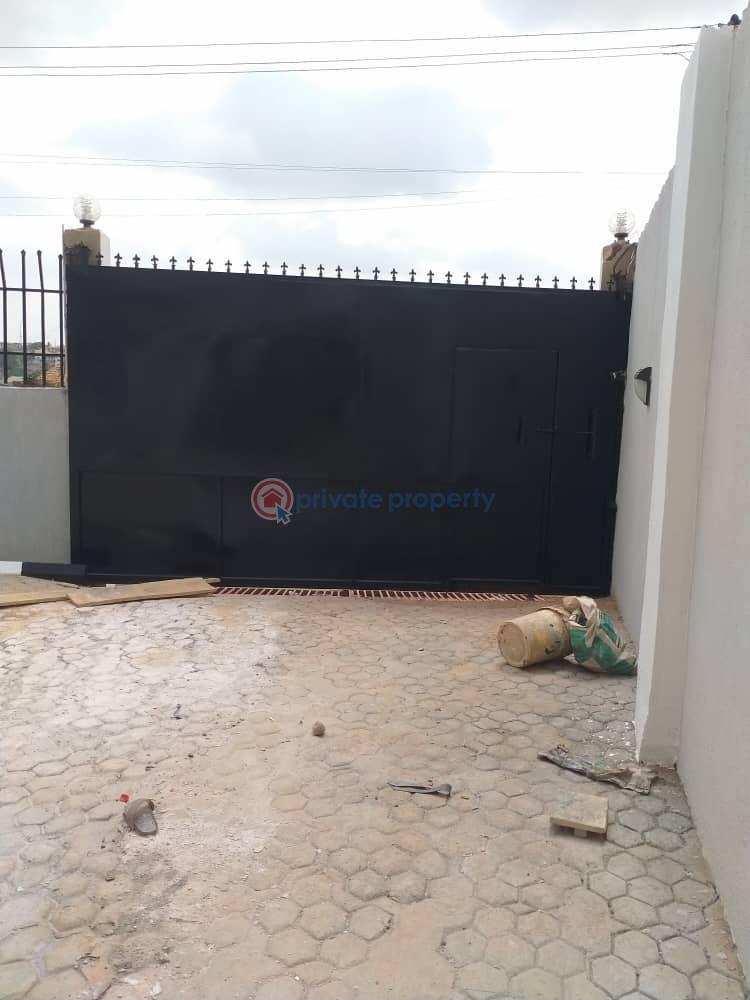 5 bedroom Semi detached Duplex For Sale New Gbagi Market Alakia Ibadan Oyo - 19
