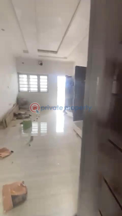 2 bedroom Block Of Flats For Rent Fadeyi Waec, Yaba, Lagos Fadeyi Shomolu Lagos - 2