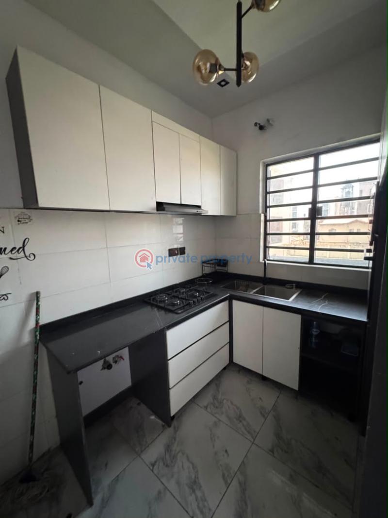 2 bedroom Flat & Apartment For Rent Phase 1 Lekki Lagos - 2