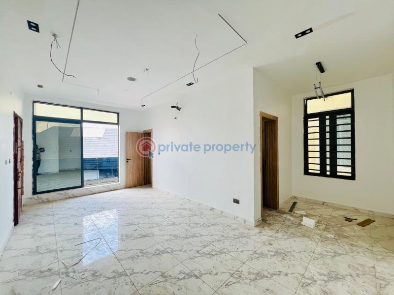 2 bedroom Block Of Flats For Sale Two Bedroom Apartment In A Prime Location At Lekki Conservation By Chevron Tollgate Lekki Phase 2 Lagos - 2