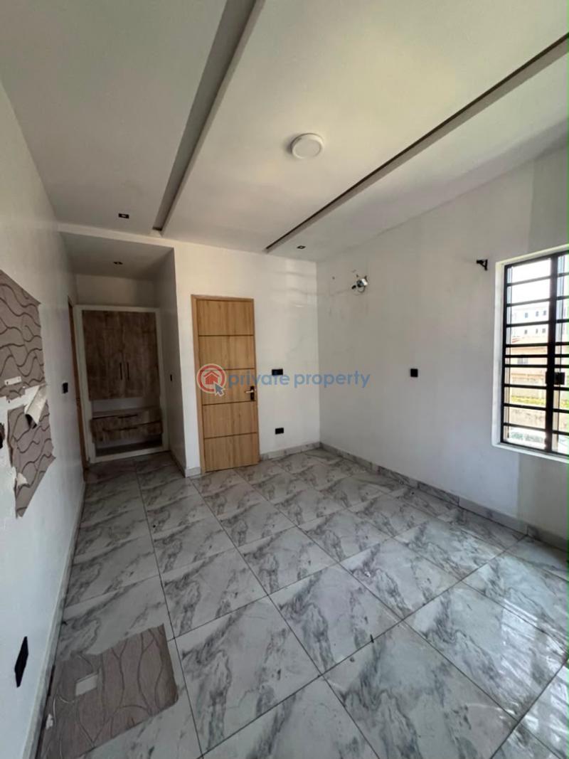 2 bedroom Flat & Apartment For Rent Phase 1 Lekki Lagos - 5