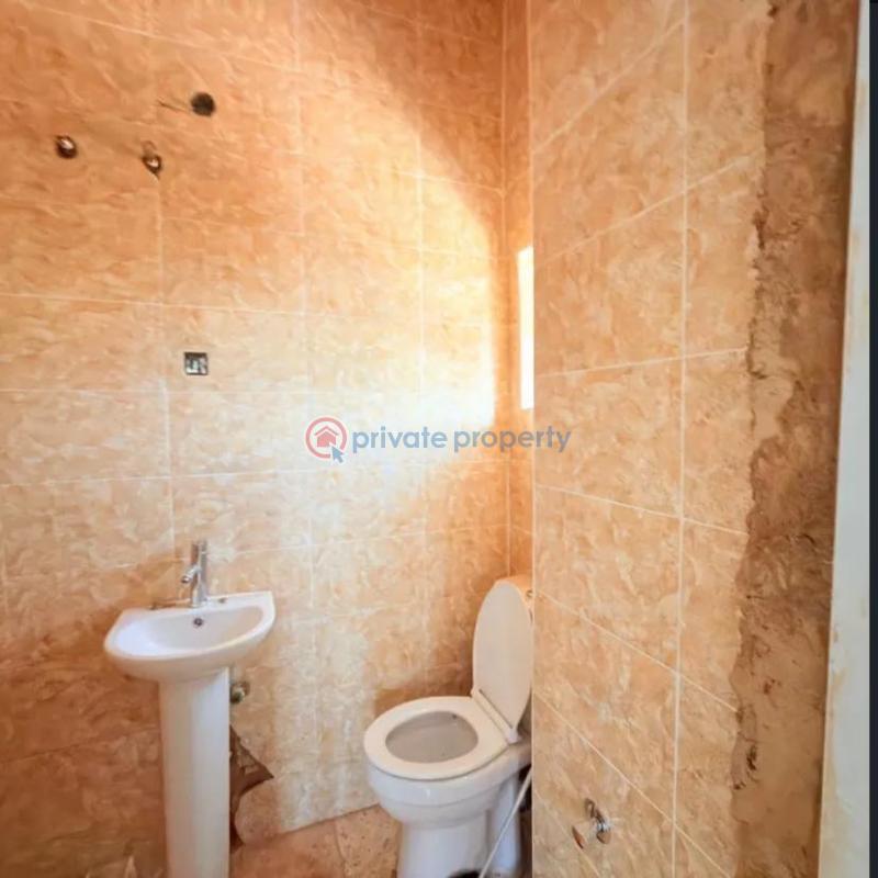 2 bedroom Townhouse For Sale Durumi Abuja Phase 2  - 3