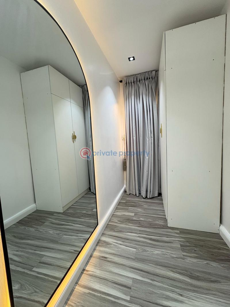 Two bedrooms service apartment - 11 2 bedroom Block Of Flats Short let Admiralty Way Off Studio 24 Lekki Phase 1 Lagos - 11