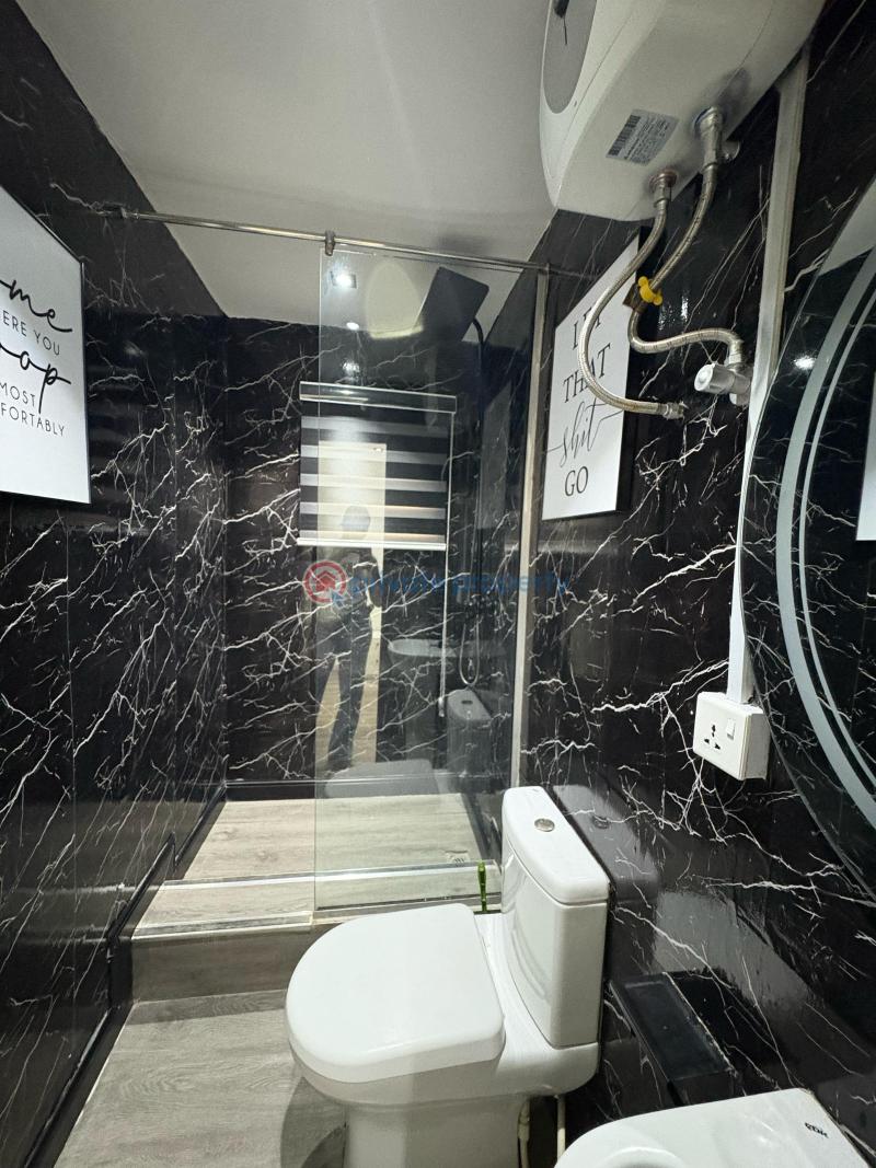 Two bedrooms service apartment - 12 2 bedroom Block Of Flats Short let Admiralty Way Off Studio 24 Lekki Phase 1 Lagos - 12