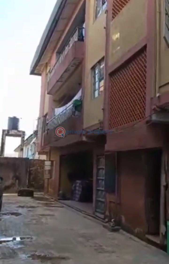 10 bedroom Flat & Apartment For Sale Iju Ishaga Iju-obawole Ifako-Ijaiye Lagos - 5
