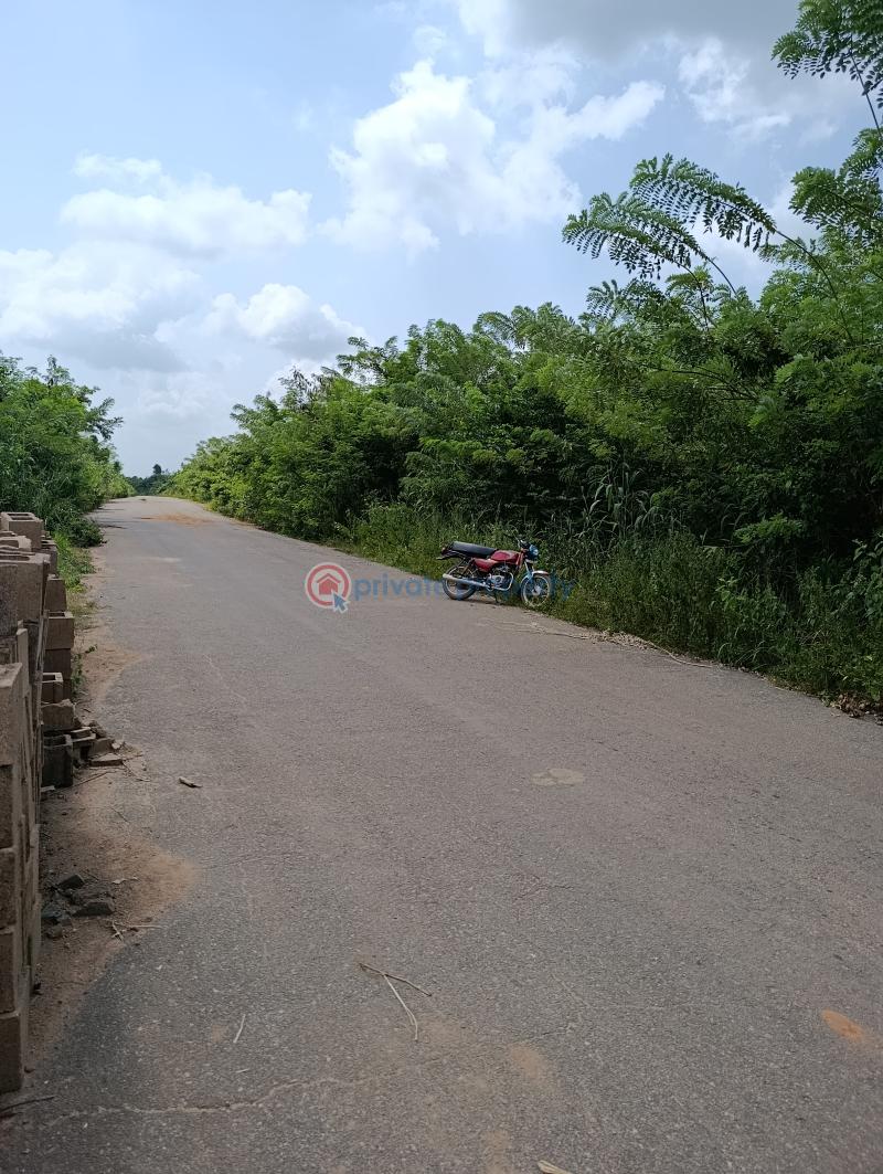 1 bedroom Industrial Land For Sale Estate Moniya Ibadan Oyo - 1