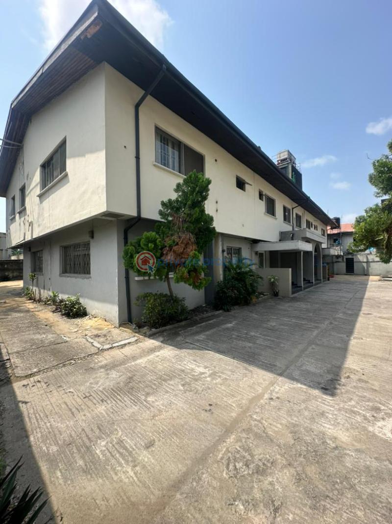 6 bedroom Semi detached Duplex For Rent Victoria Island Lagos - 4