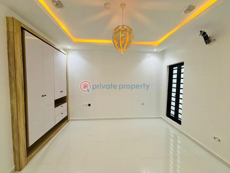 Two units of luxurious 5 bedroom detached duplex - 10 5 bedroom Detached Duplex For Sale Royal Gardens Estate Ajah Lagos - 10