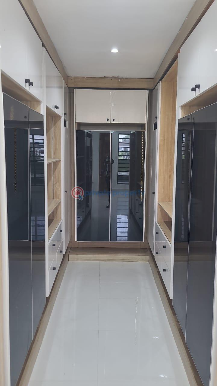 Two units of luxurious 5 bedroom detached duplex - 16 5 bedroom Detached Duplex For Sale Royal Gardens Estate Ajah Lagos - 16