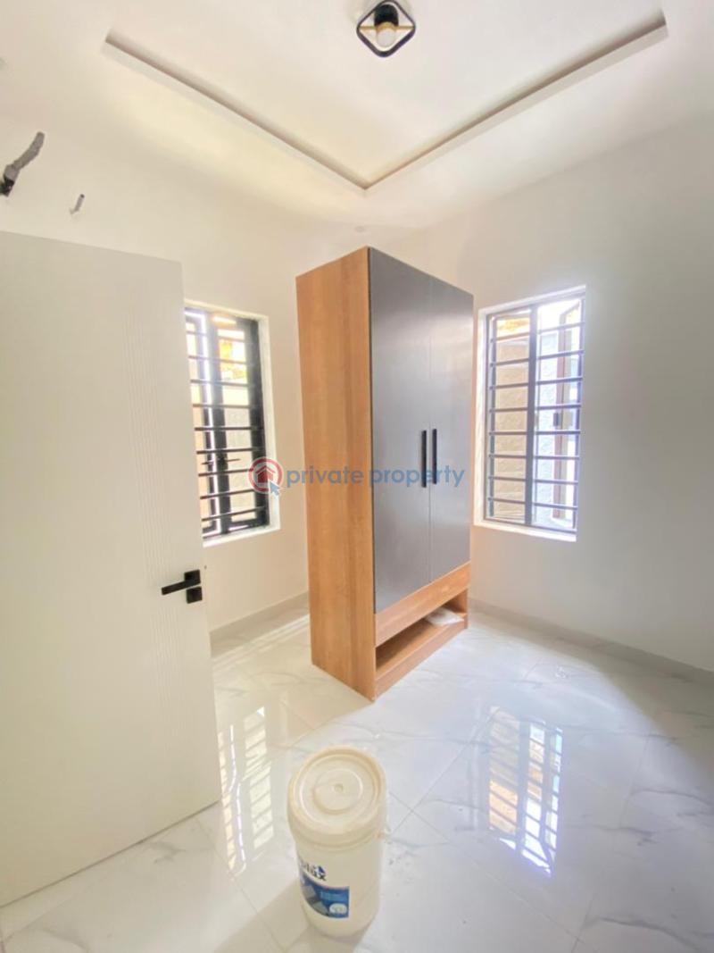 4 bedroom Semi detached Duplex For Sale Magodo GRA Phase 1 Ojodu Lagos - 3