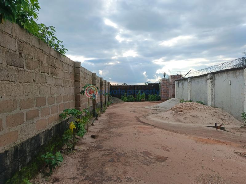 House For Sale Oboku Avu By The Catholic Church Owerri Imo - 1
