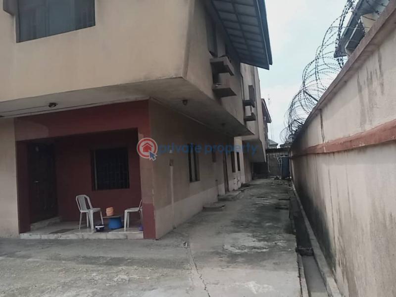 6 bedroom Duplex For Sale Ikeja  Lagos - 1