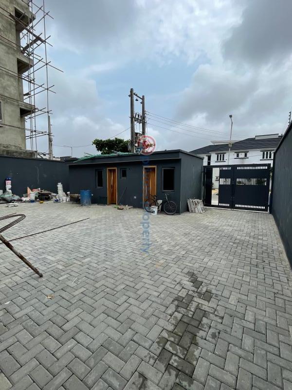 Tastefully finished 2,3&4 bed apartment building for rent @ lekki phase 1 - 2 10 bedroom Block Of Flats For Rent Off T.f Kuboye, Maroko, Lekki Phase 1. Lekki Phase 1 Lagos - 2