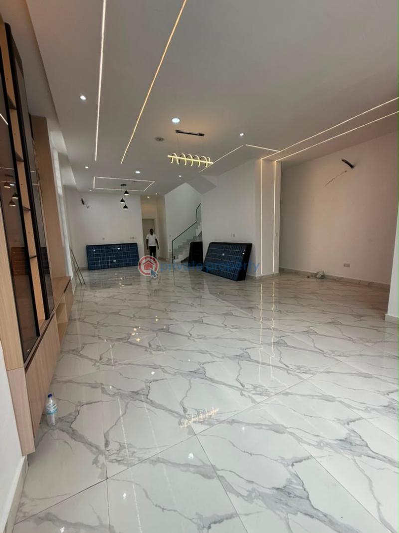 5 bedroom Detached Duplex For Sale Ikota Lekki Lagos - 3