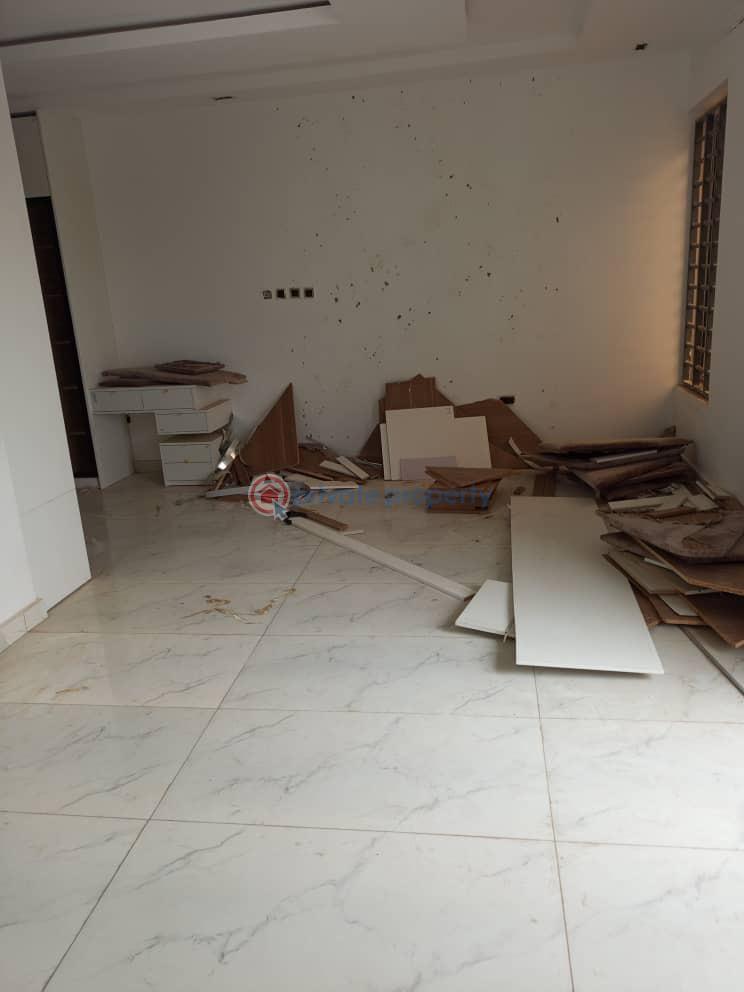 4 bedroom Flat & Apartment For Sale Jahi Abuja Phase 2  - 20
