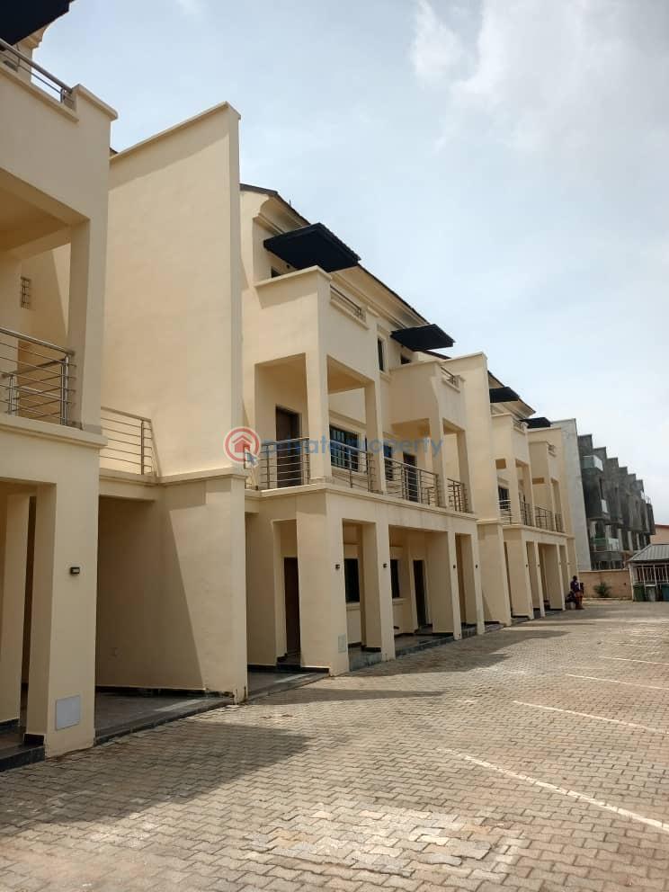 4 bedroom Terrace For Sale Jabi Abuja Phase 2  - 3