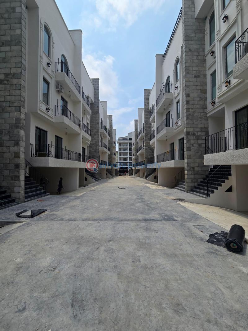 4 bedroom Terraced Duplex For Sale Ikoyi Lagos - 1