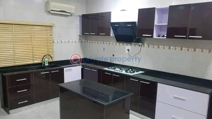 5 bedroom Detached Duplex For Sale Chevron Drive Lekki Lagos - 4