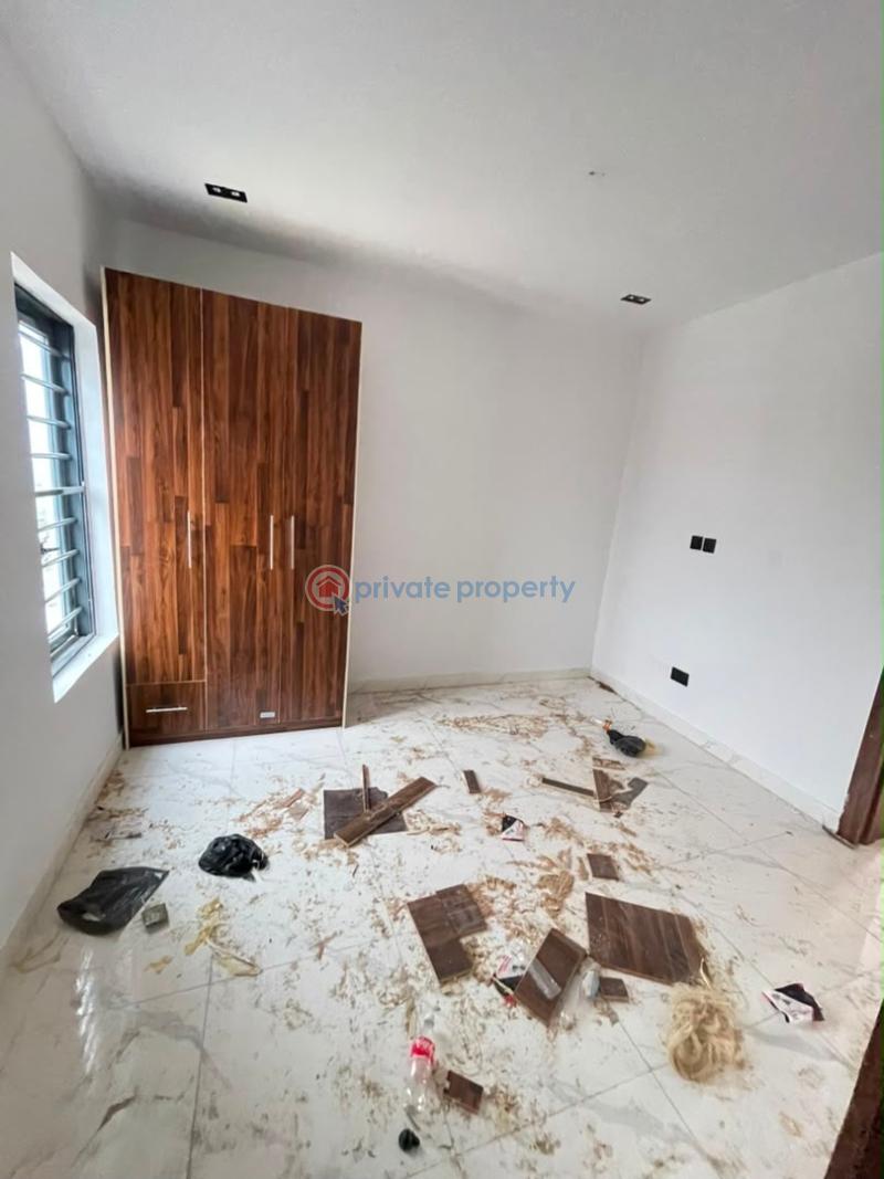 6 bedroom Detached Duplex For Sale Osapa London Lekki Lagos - 4