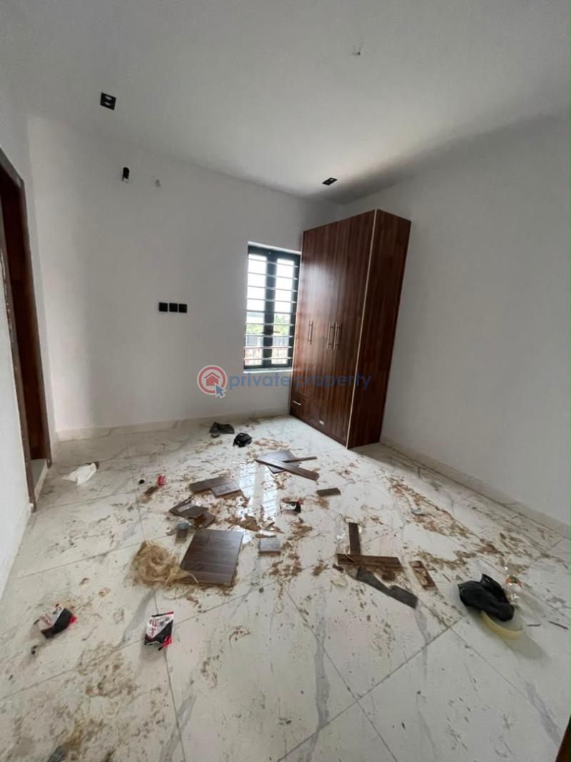 6 bedroom Detached Duplex For Sale Osapa London Lekki Lagos - 17