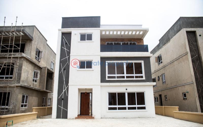 6 bedroom Duplex For Sale Western Foreshore Estate Osapa Lekki Lagos - 2