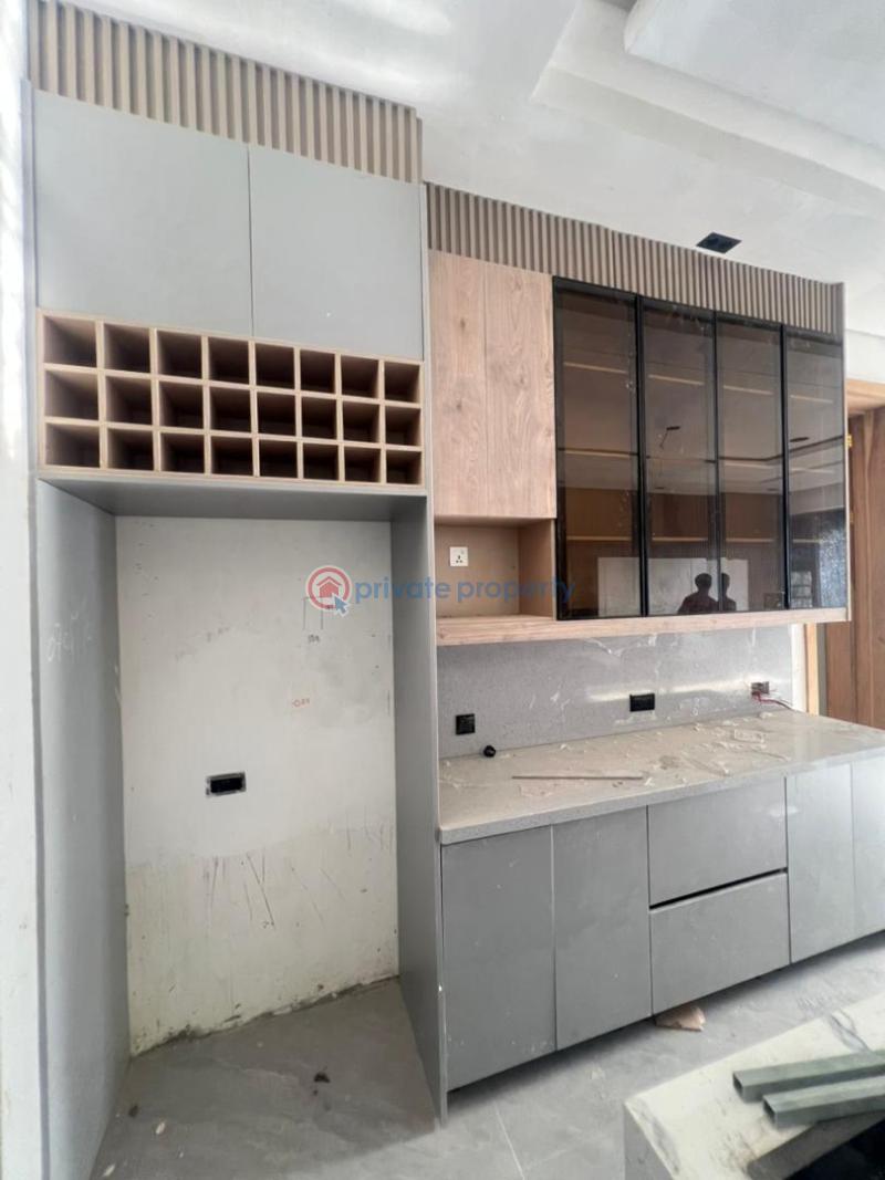 3 bedroom Block Of Flats For Sale Shonibare Estate Maryland Lagos - 3