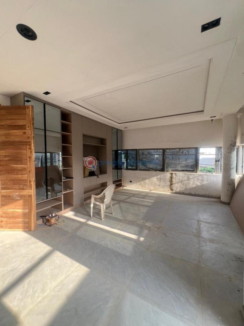 3 bedroom Block Of Flats For Sale Shonibare Estate Maryland Lagos - 5