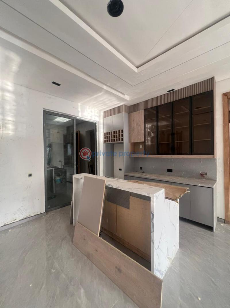 3 bedroom Block Of Flats For Sale Shonibare Estate Maryland Lagos - 2