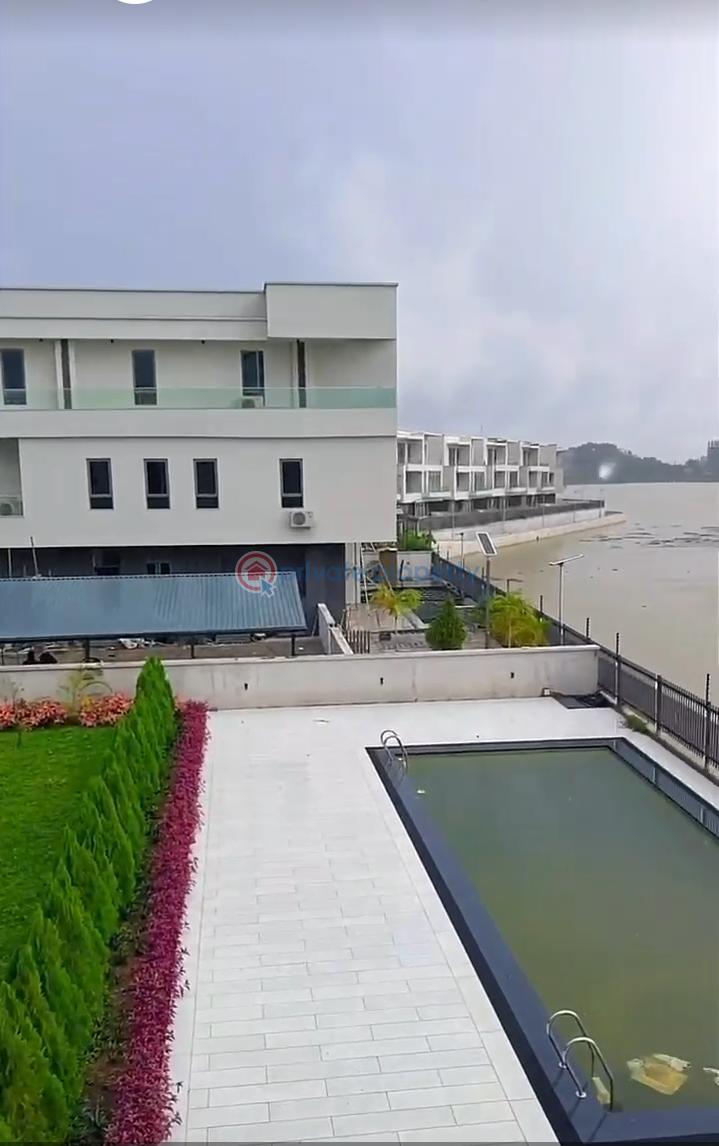 9 bedroom Maisonette For Sale Jabi Lake Estate Central Area Abuja Phase 1  - 2