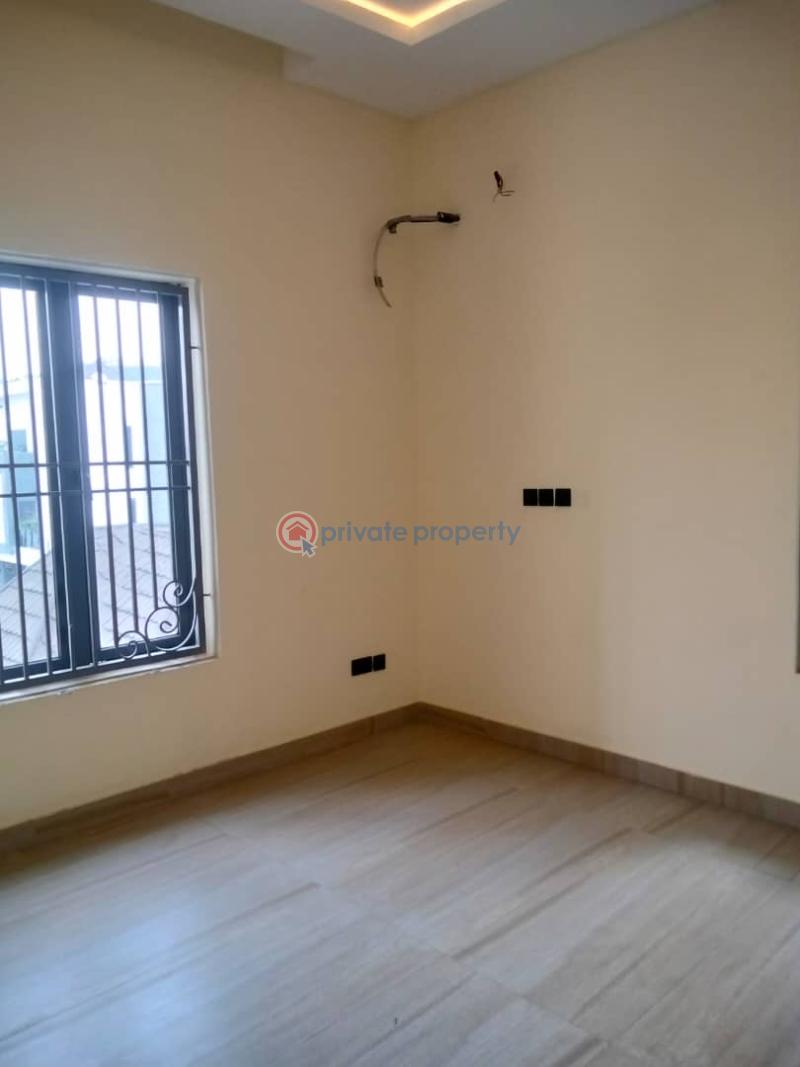 7 bedroom Duplex For Sale Guzape Abuja Phase 1  - 33