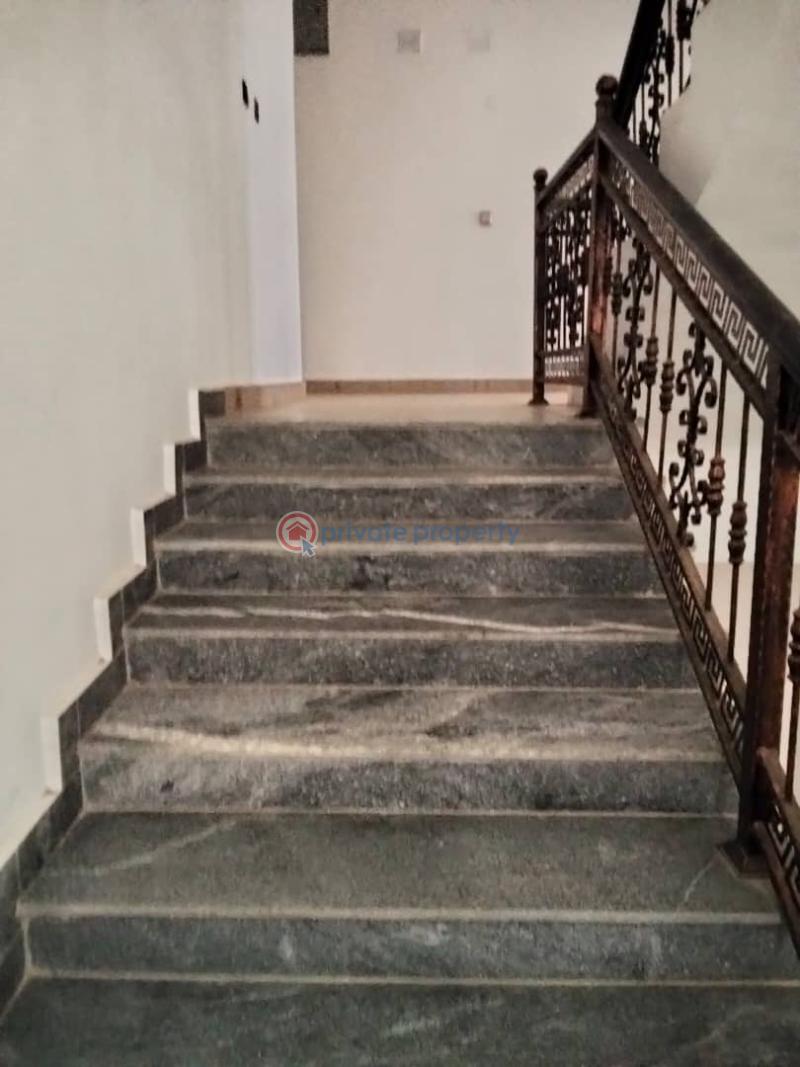 7 bedroom Duplex For Sale Guzape Abuja Phase 1  - 9