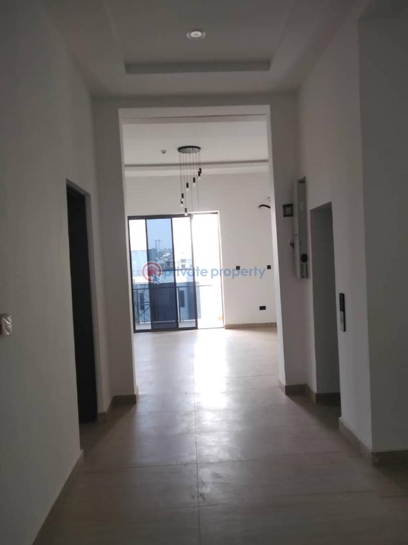 7 bedroom Duplex For Sale Guzape Abuja Phase 1  - 16