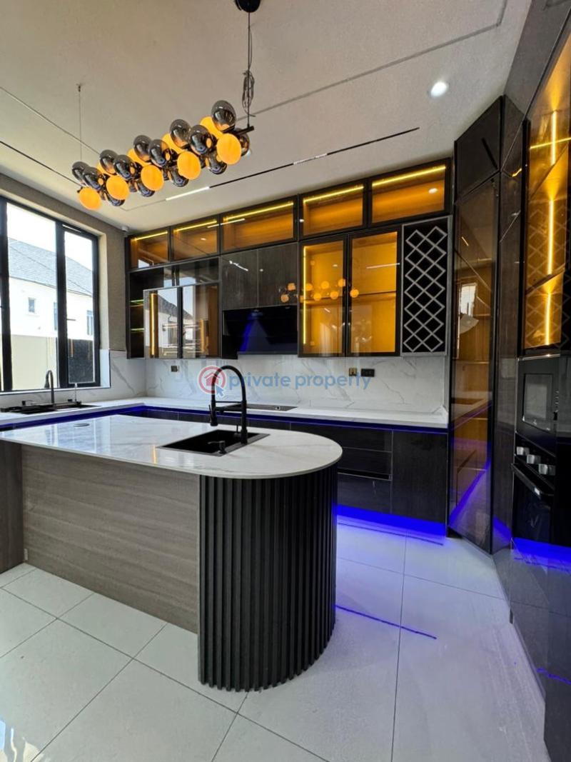 5 bedroom Detached Duplex For Sale Orchid Road Lafiaji Lekki Lagos - 7