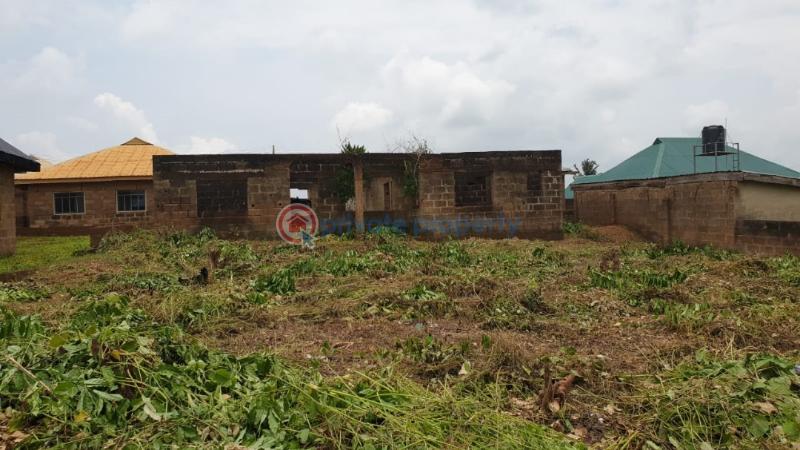 3 bedroom Detached Bungalow For Sale Owode, Abeokuta Road Apata Ibadan Oyo - 8