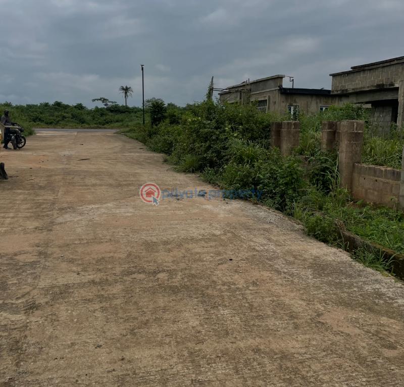 3 bedroom Detached Bungalow For Sale Adron London Park And Gardens, Akufo Ologuneru Eleyele Ibadan Oyo - 3
