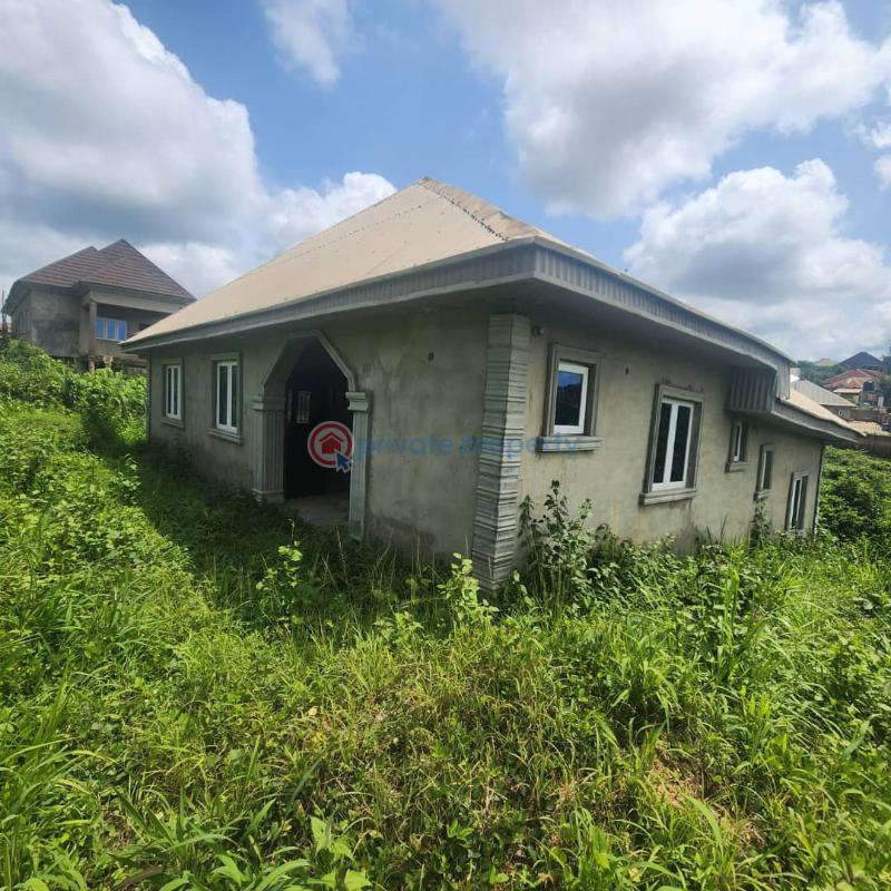 3 bedroom Bungalow For Sale Ologuneru Ibadan Oyo - 2