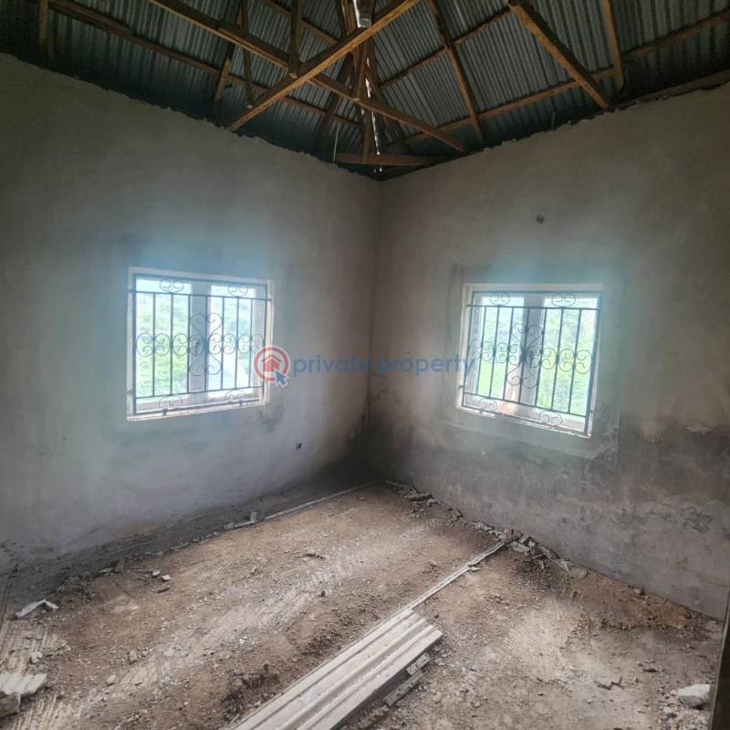 3 bedroom Bungalow For Sale Ologuneru Ibadan Oyo - 0