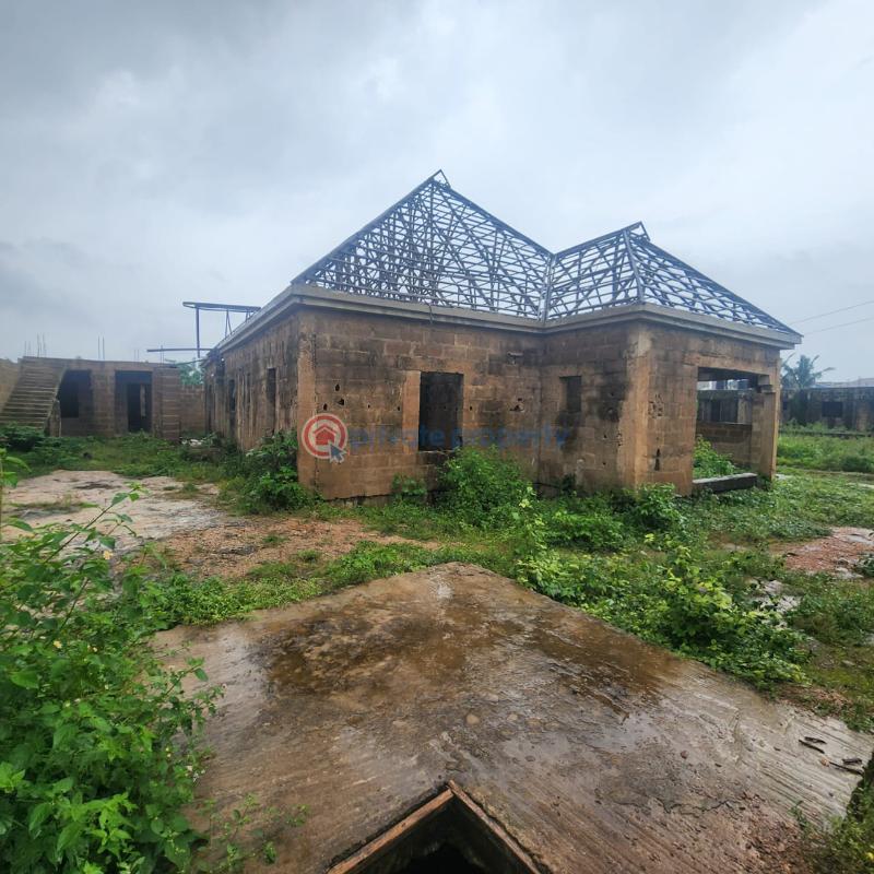 3 bedroom Detached Bungalow For Sale Elebu Off Akala Express Way Ibadan Oyo - 2